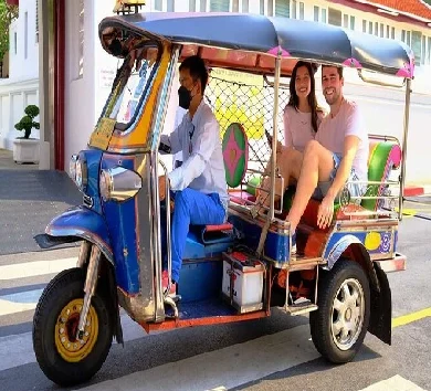 From Agra: Skip the Line - Taj Mahal Guided Tour by Tuk-Tuk