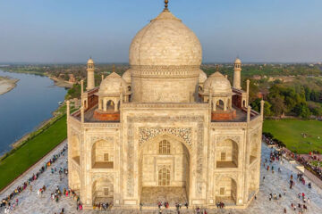 From Agra: Skip the Line - Taj Mahal Guided Tour by Private Car
