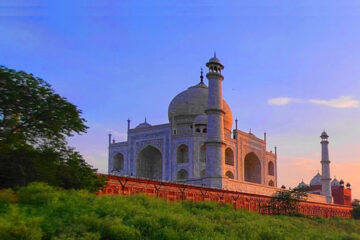 From Delhi: Taj Mahal and Agra overnight Tour by Car